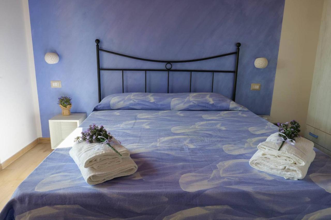 Case Vacanze La Quercia Marina di Camerota Eksteriør billede