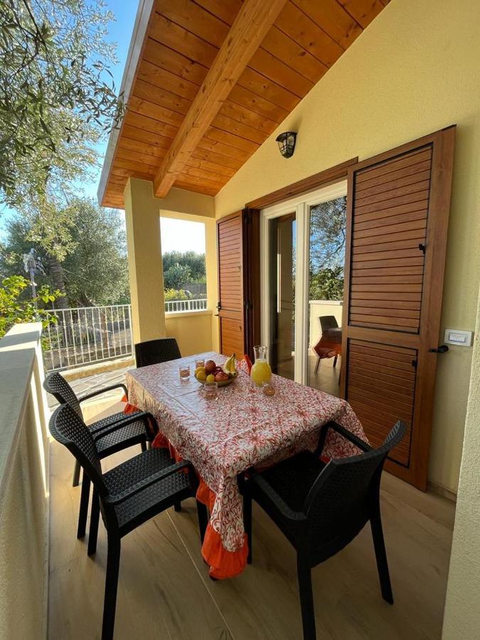 Case Vacanze La Quercia Marina di Camerota Eksteriør billede